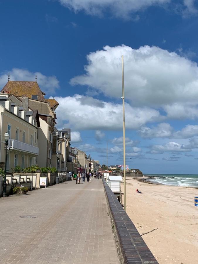 Saint-Aubin-Sur-Mer: Bel Appartement Traversant Esterno foto