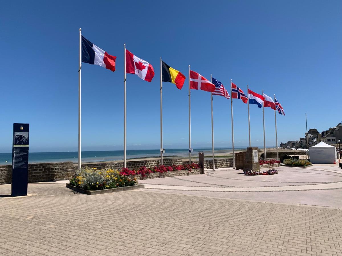 Saint-Aubin-Sur-Mer: Bel Appartement Traversant Esterno foto